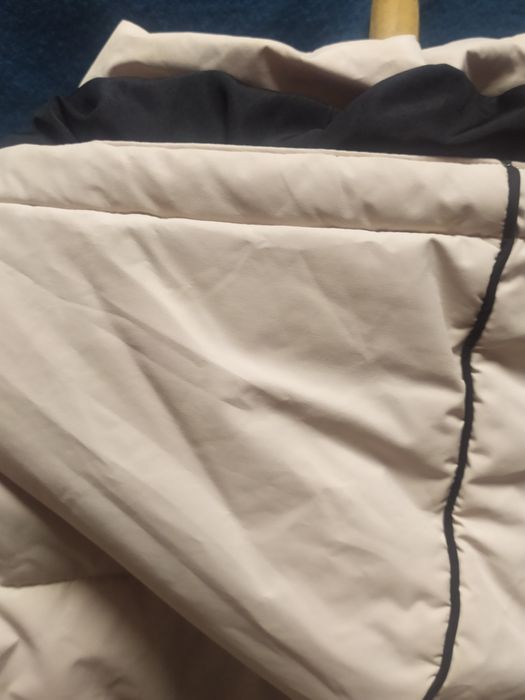 Жіночий пуховик peak