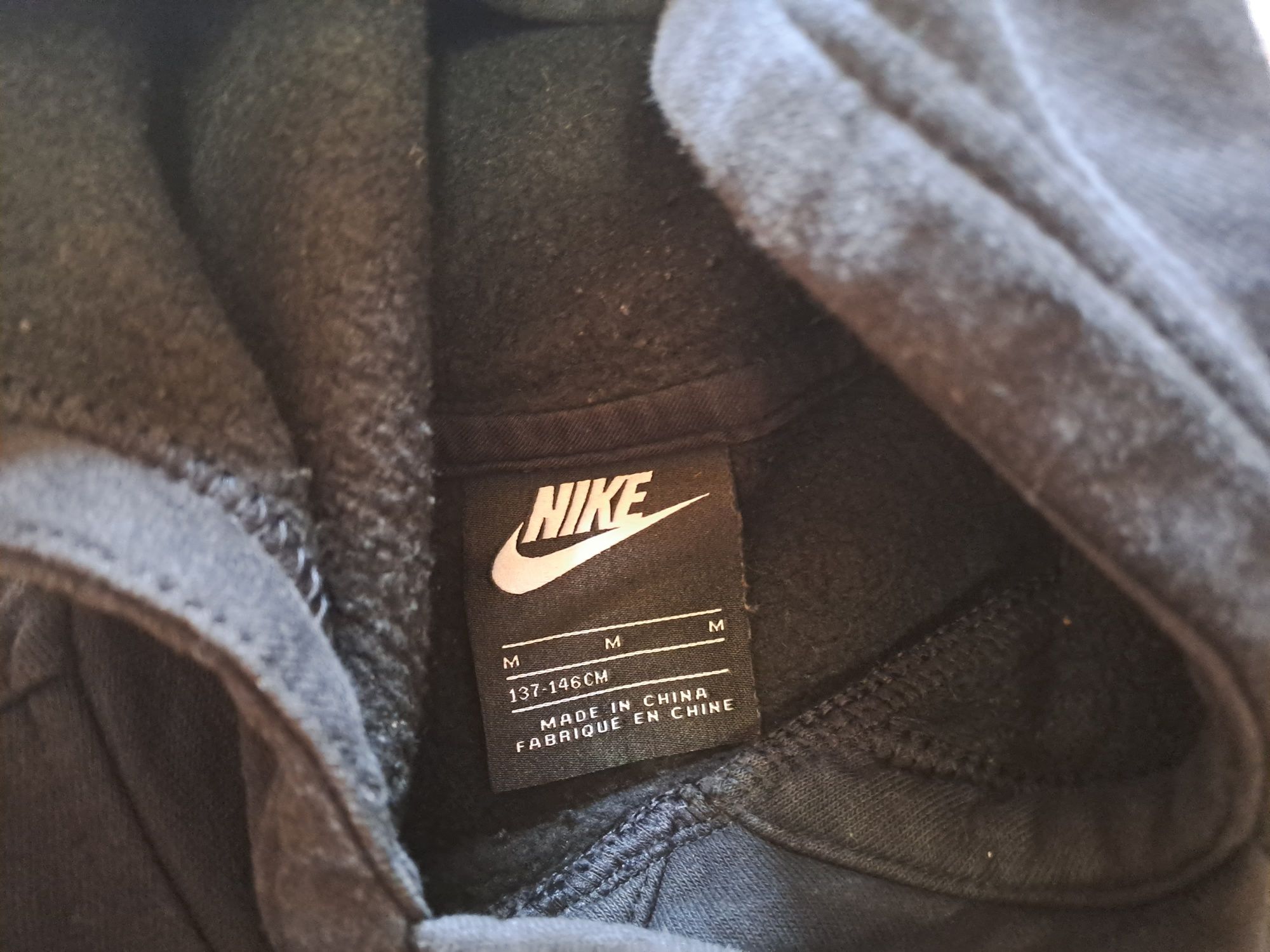 Спортивный костюм nike 137/146.