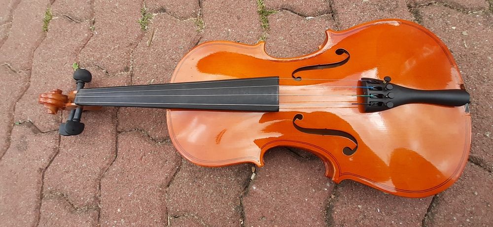 Skrzypce instrumenty