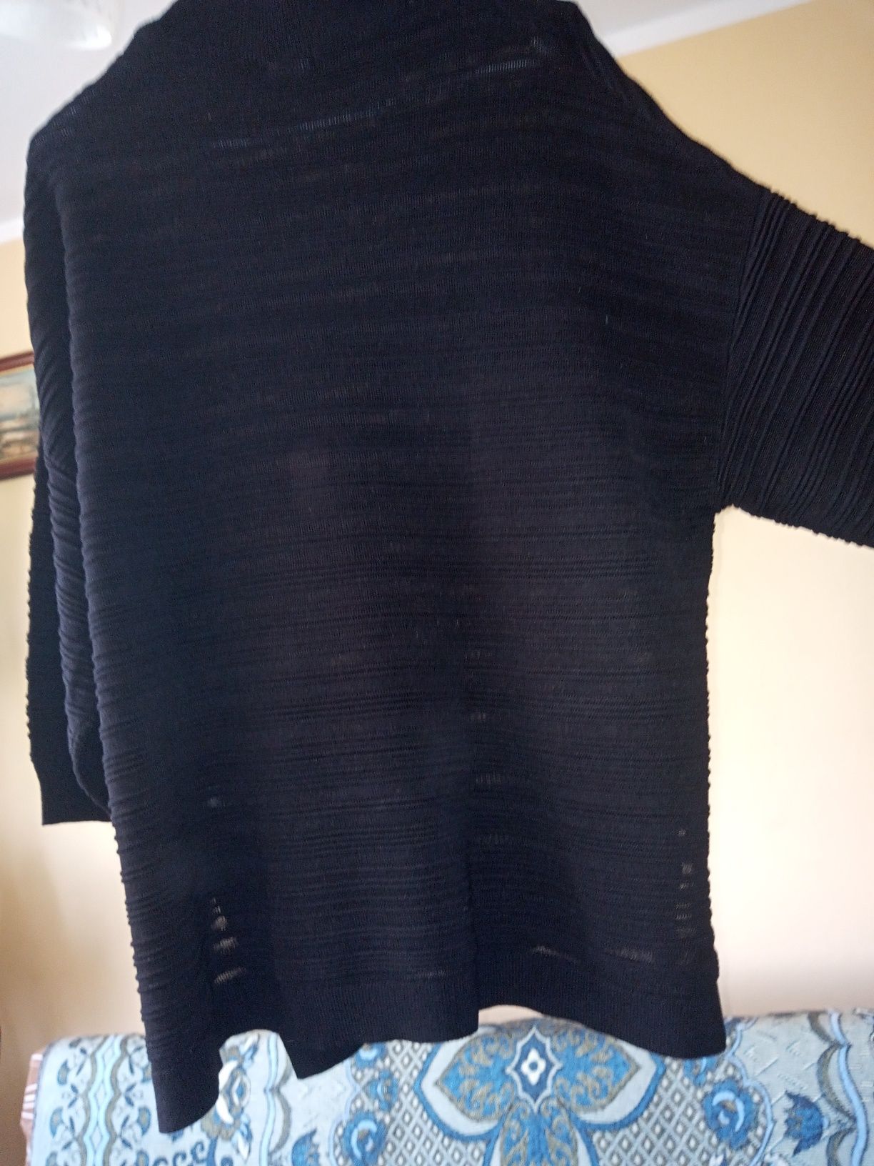 Sweterek czarny duży rozmiar XXL