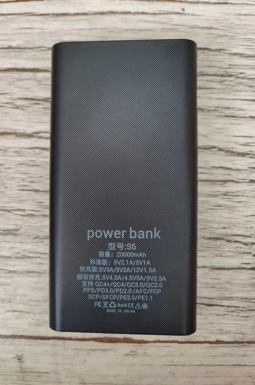 Powerbank 6 x 18650 (dołączone) 1778mAh średnio każdy,  LED, USB-C