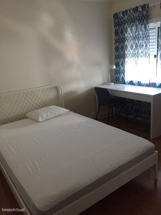 248694 - Quarto para estudantes em apartamento...