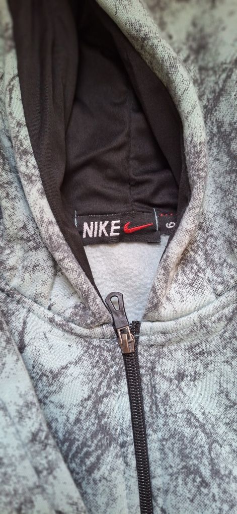 Dres chłopięcy Nike 122-128