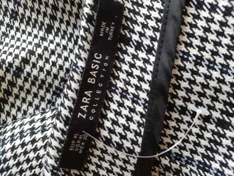 Спідниця  розмір XL
ZARA