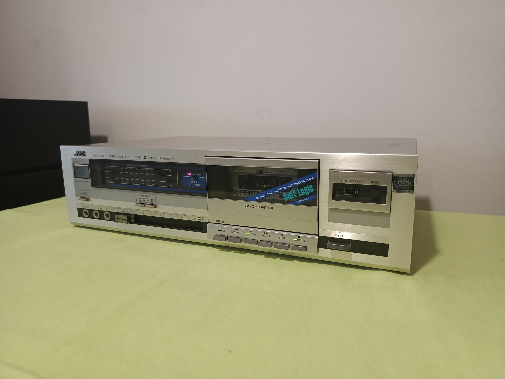 Magnetofon JVC KD - D20