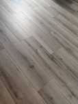 Panele winylowe i laminowane