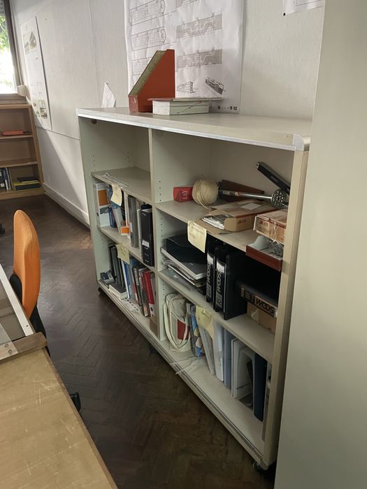 Estantes escritorio