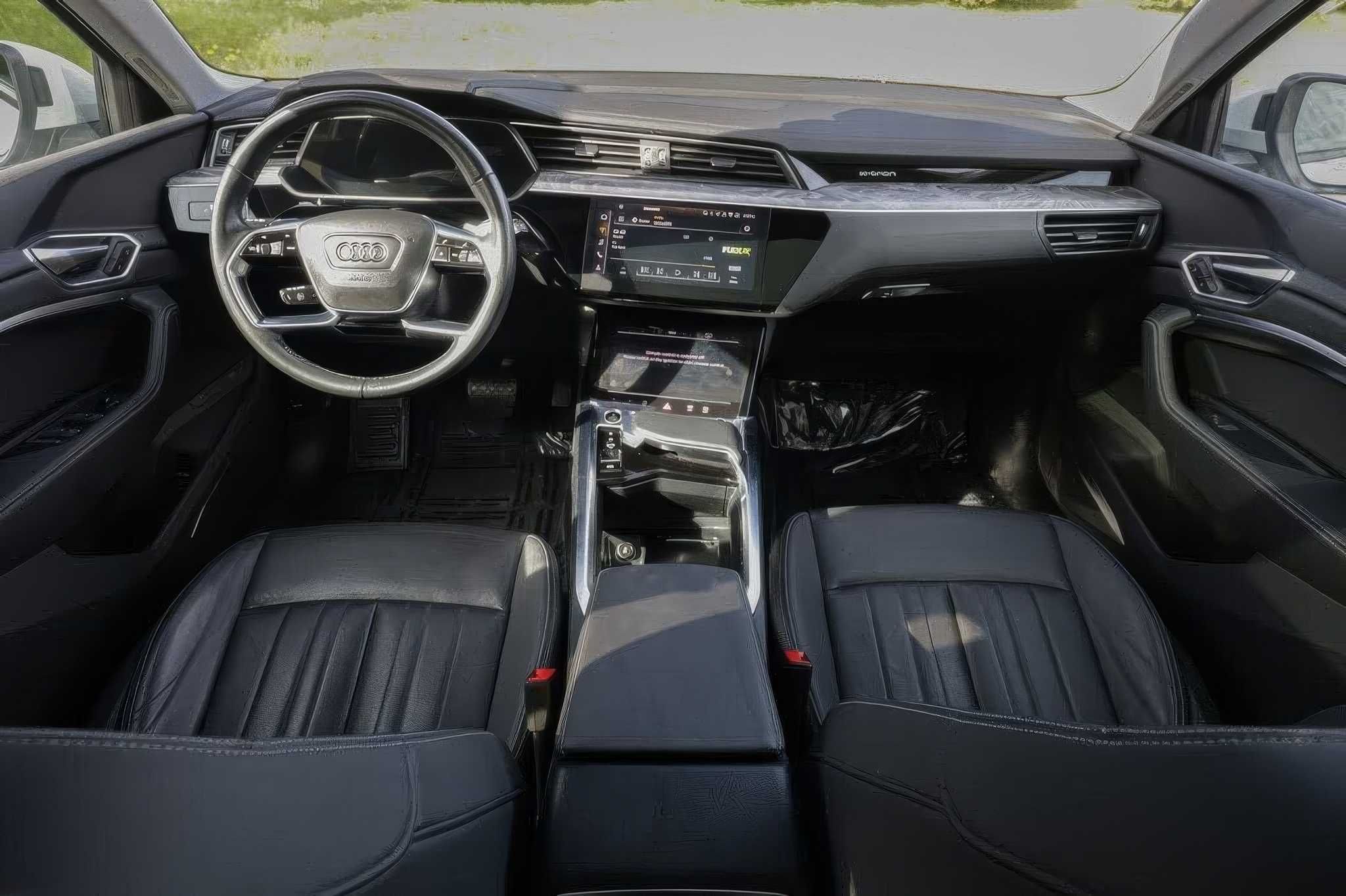 2022 Audi e-tron Premium Plus quattro