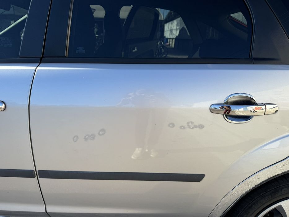 Автомобіль Ford Focus 2004