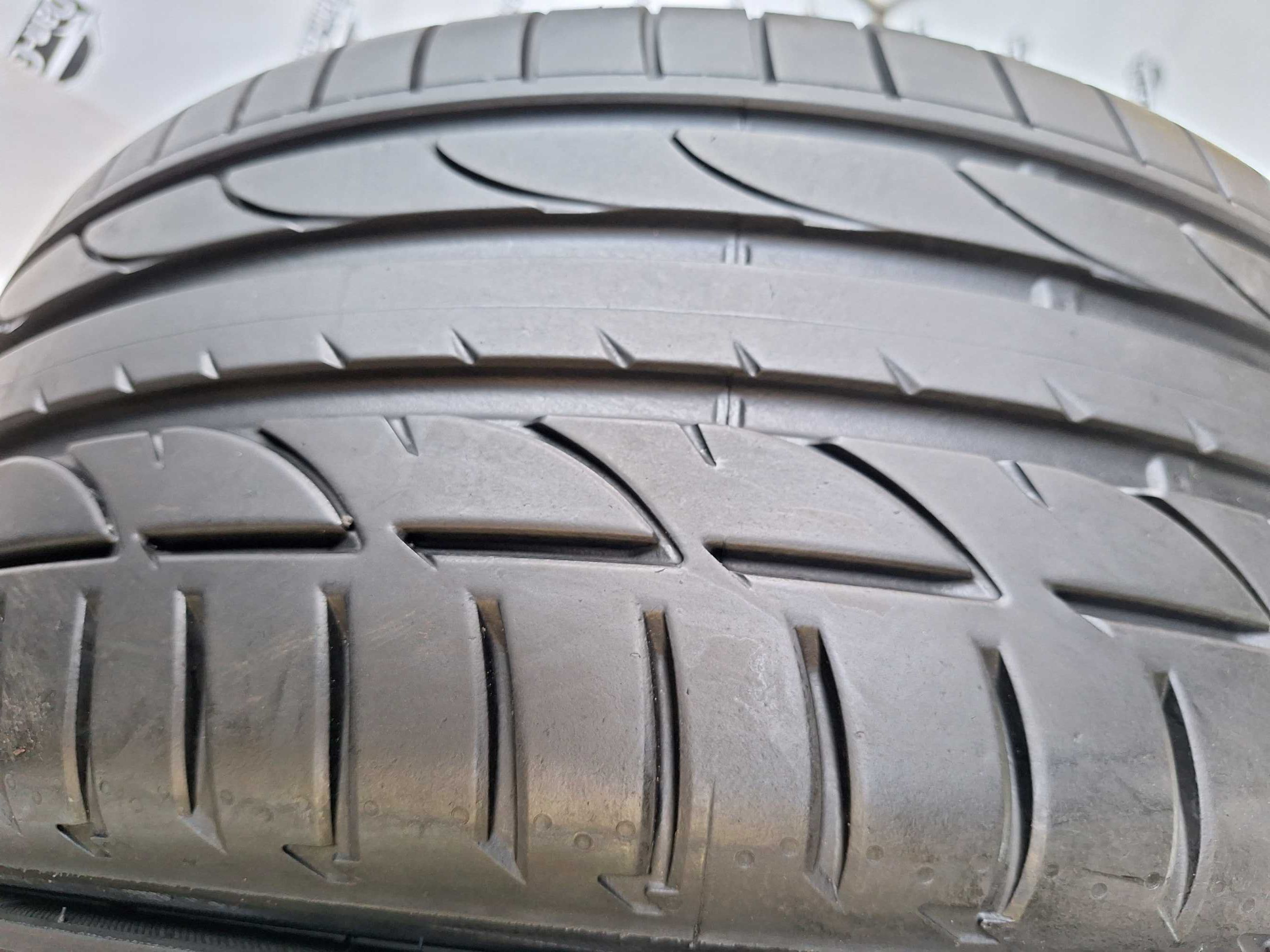 Opony 225/40 R 19 Bridgestone Potenza S 001 Jak Nowe