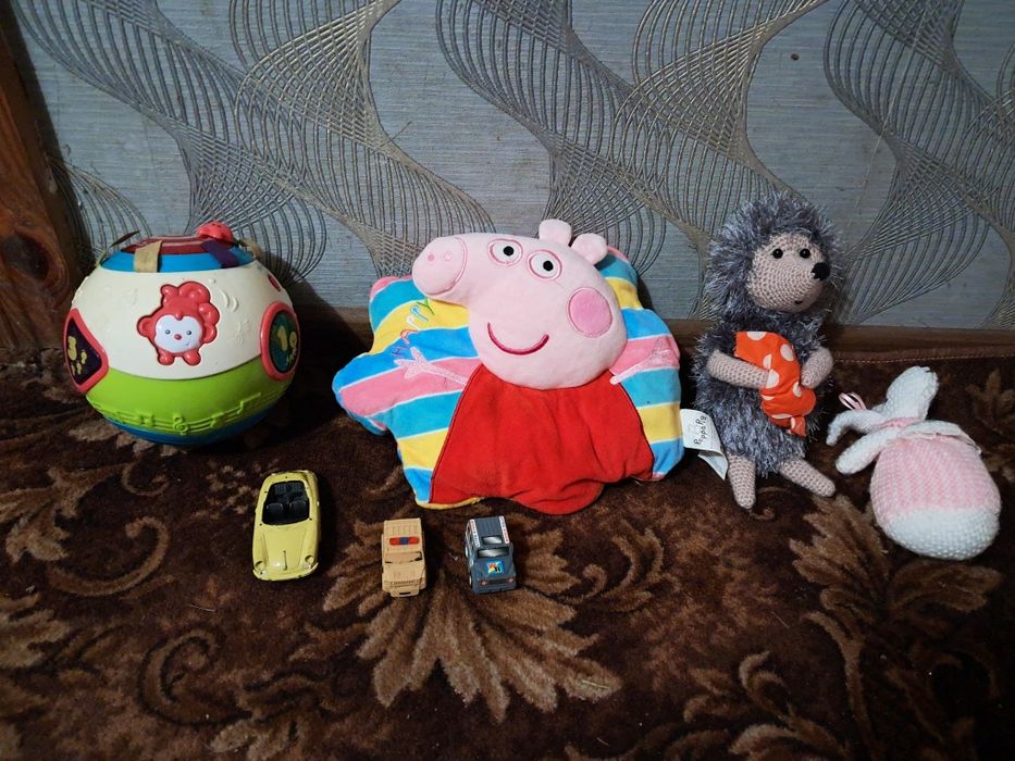 Іграшки дитячі..