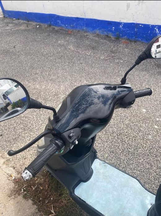 Scooter electrica