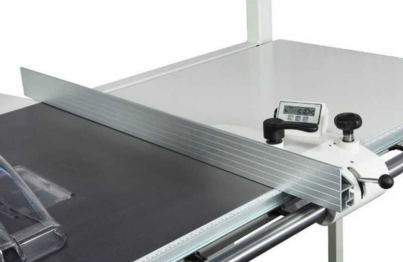 Piła  Pilarka formatowa XENIA 40 – CASADEI_BUSELLATO stół 3200 mm