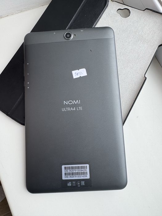 Планшет Nomi робочий