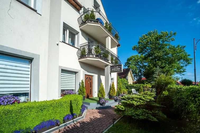 komfortowe pokoje, noclegi, apartamenty, domki w centrum