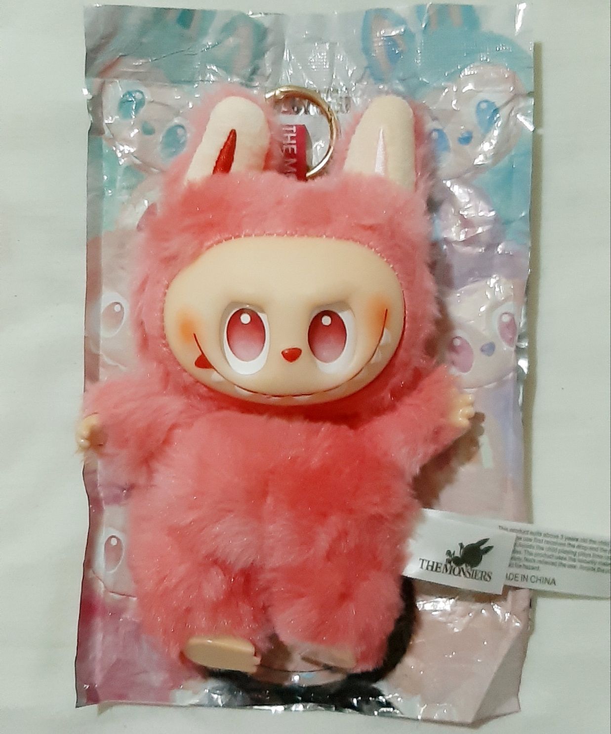 Peluche com mosquetão novo - Labubu