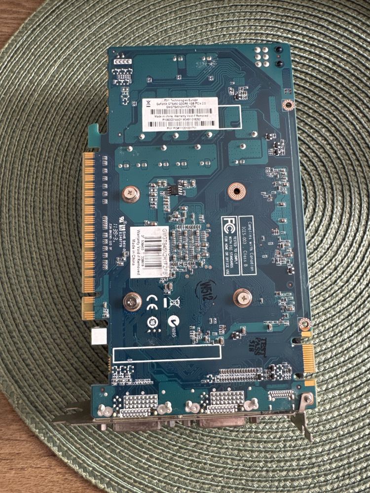 Karta graficzna 1 GB PNY GDDR5 GTS450 PCIe 2.0 GeForce