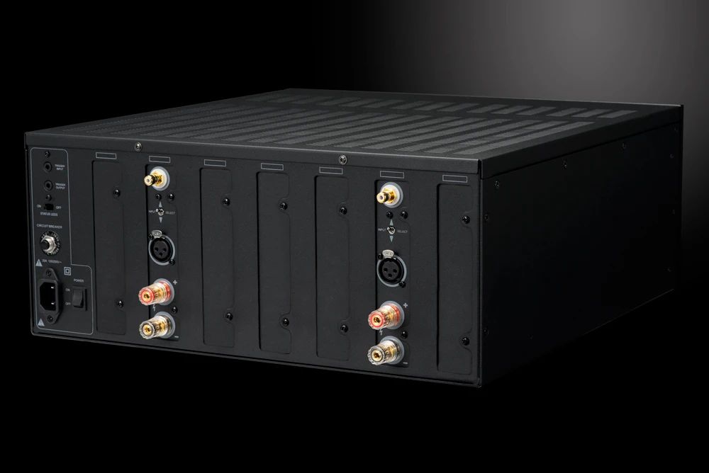 Emotiva XPA two Gen3 Stereofoniczna końcówka mocy 2x300W /8ohm