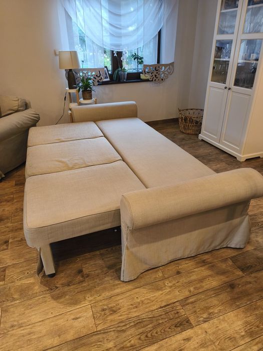 Sofa+ fotel+ podnóżek