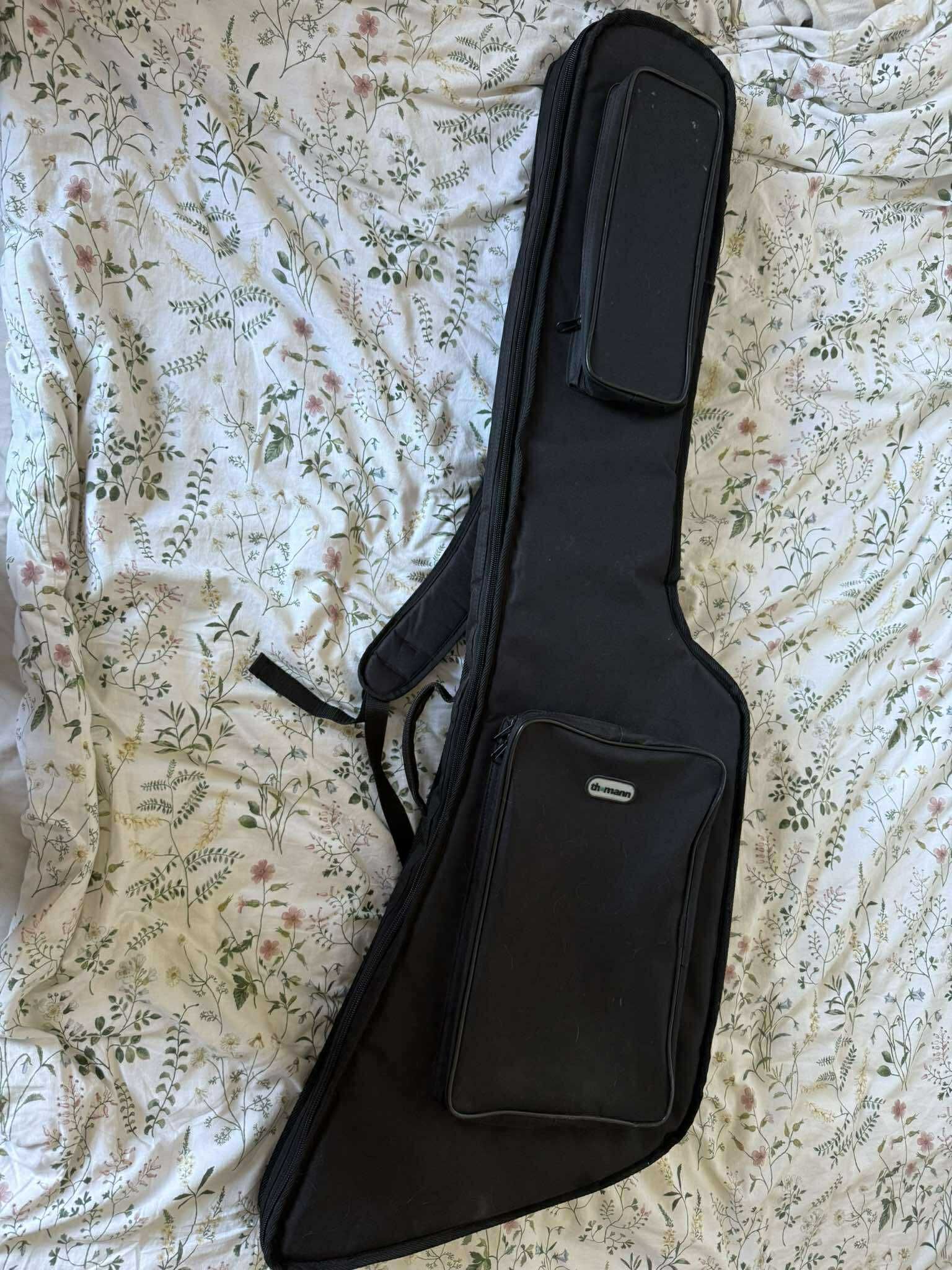Gitara Basowa Fernandes BXB-55 + pokrowiec