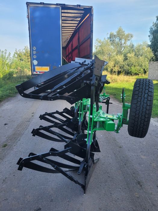 Плуг оборотний Велес Агро ПОН-2-35+1