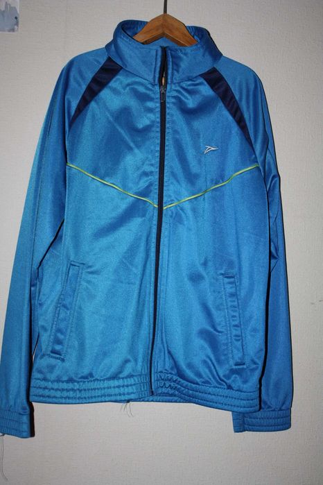 Кофта на змейке(Олимпийка) ф.Dutchy подростку р-152,хорошее состояние