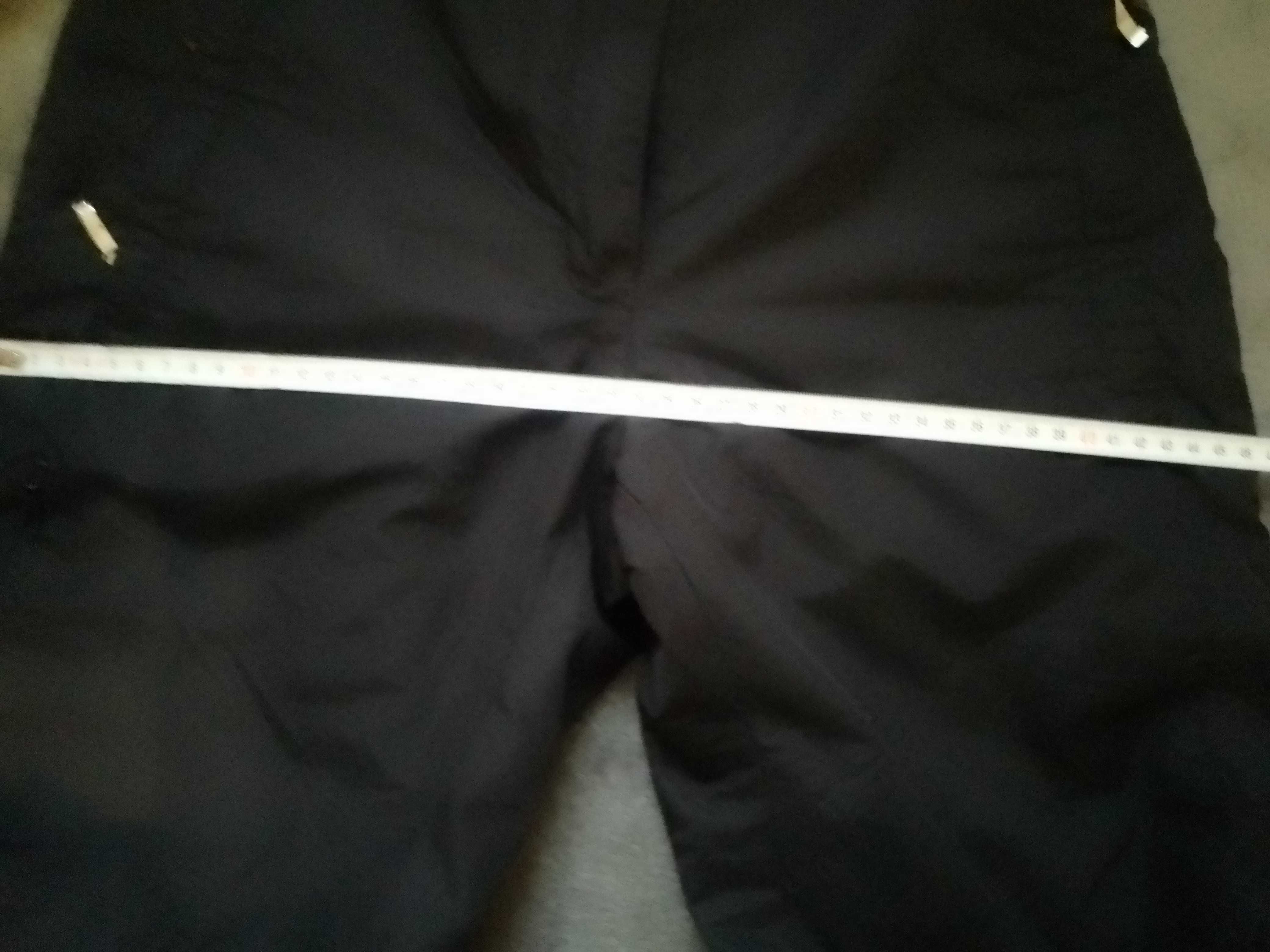 Продам зимние штаны женские S