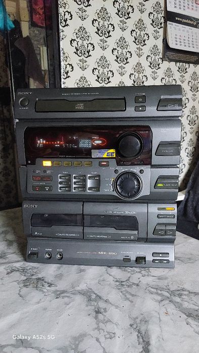 Wieża Sony MHC-690