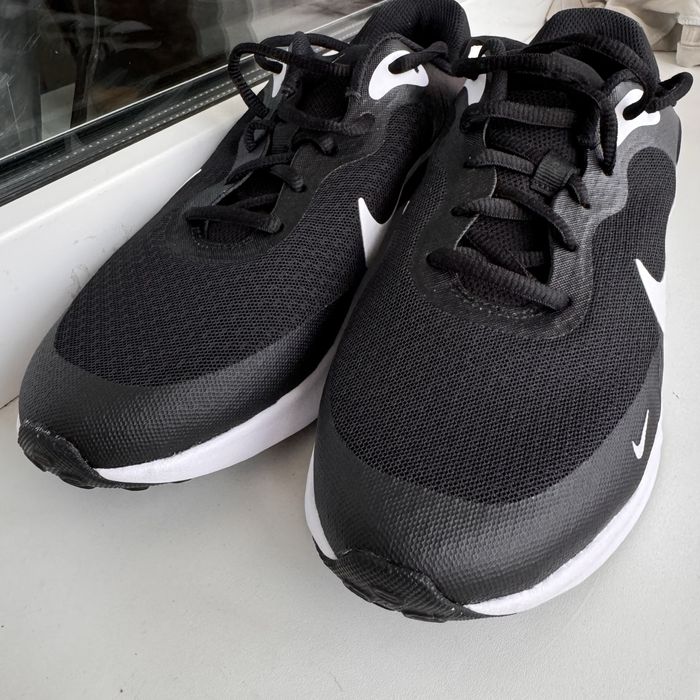 Кросівки Nike Revolution 7, eur 39
