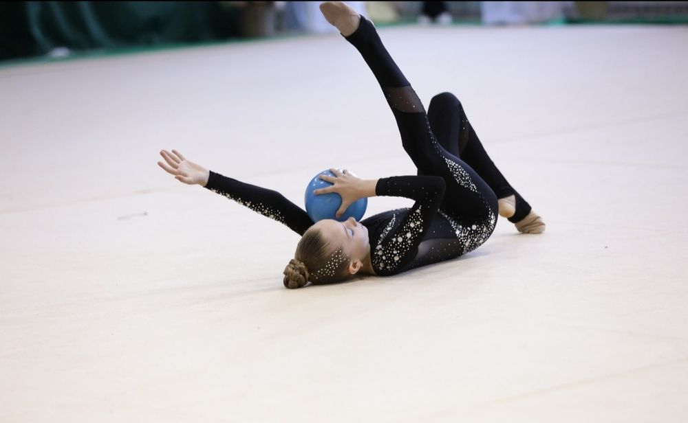 Комбінезон для художньої гімнастики