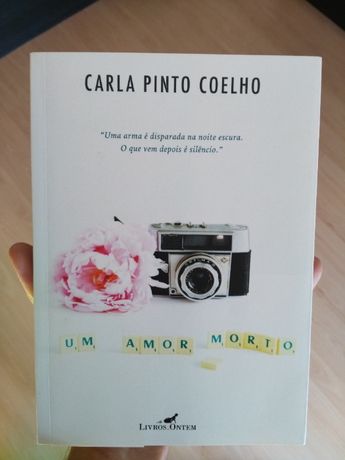 Um Amor Morto - Carla Pinto Coelho