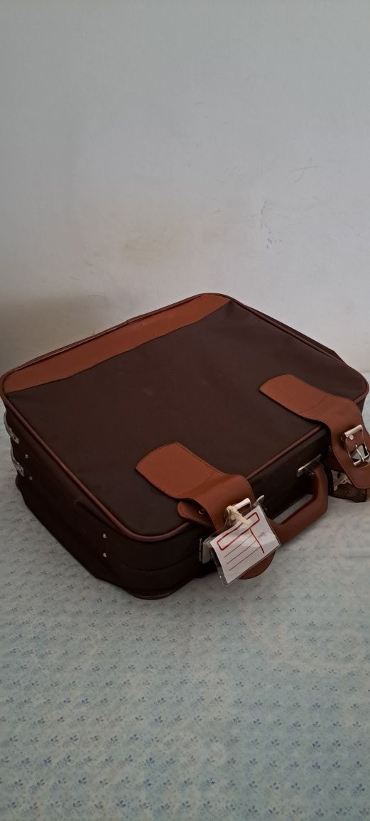 Mala de viagem vintage nova