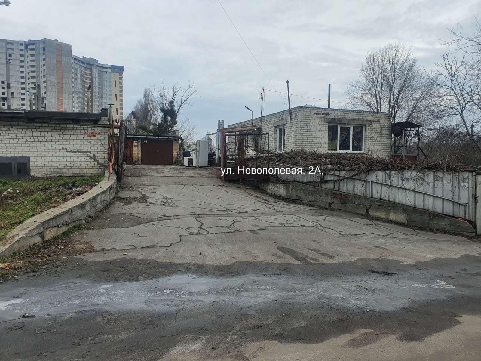 Продається  гараж в Солом'янському р-ні, Відрадний
Гараж в Солом'янськ