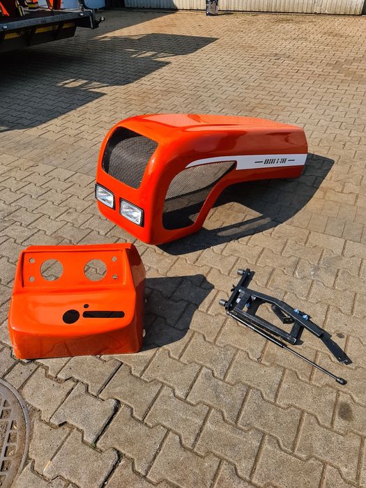 Kabina ciągnikowa C 330 C 360 Kabina c360 C-330 MF 255