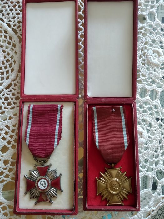 Srebrny i brązowy Krzyż Zasługi PRL