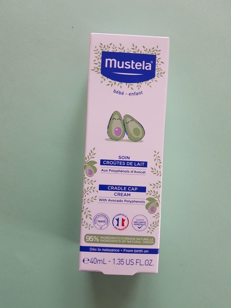 Шампунь Мустела крем від корочок Mustela