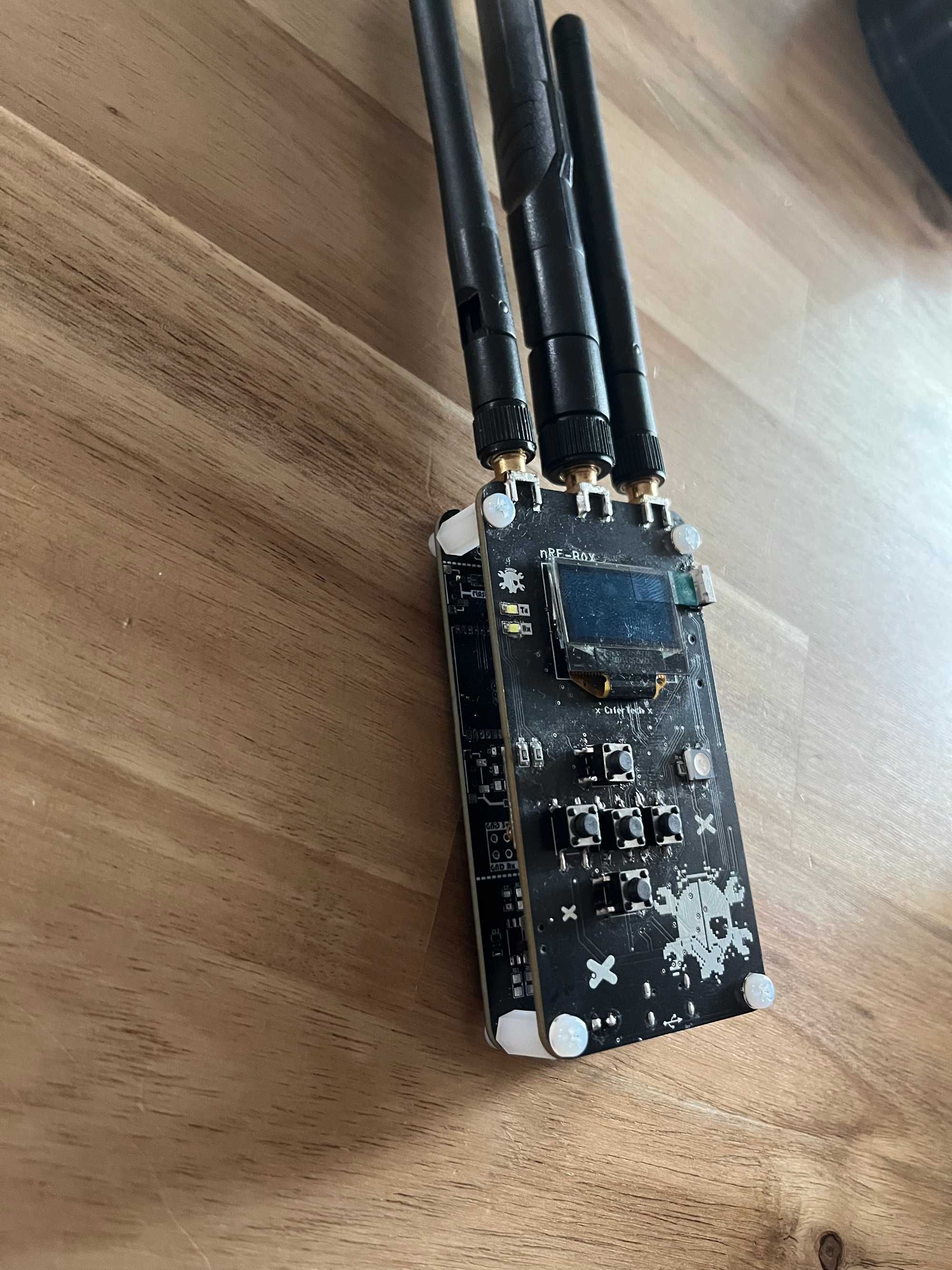 Nrf Box V2 / ESP32
