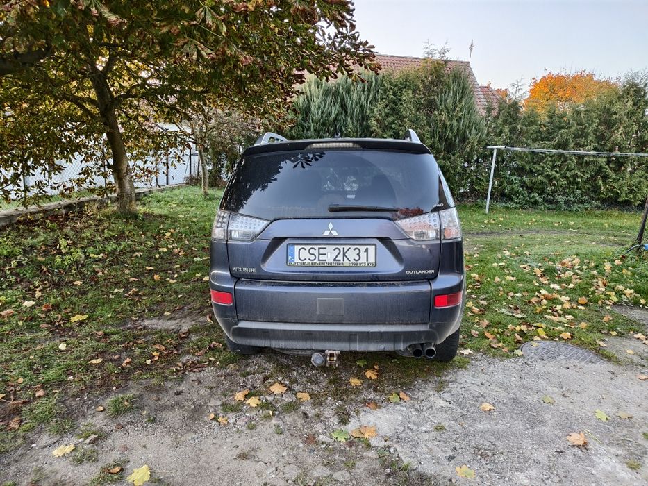 Mitsubishi Outlander 2 2.0 Did  4x4  7-osobowy  fabrycznie bez DPF