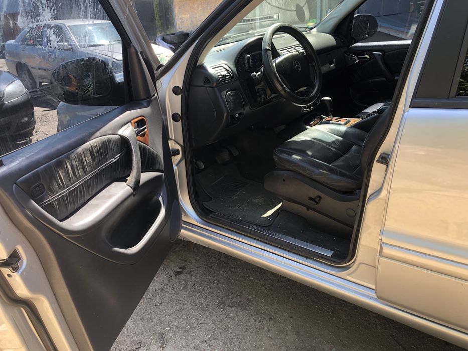 Розбираю Мерседес ML163