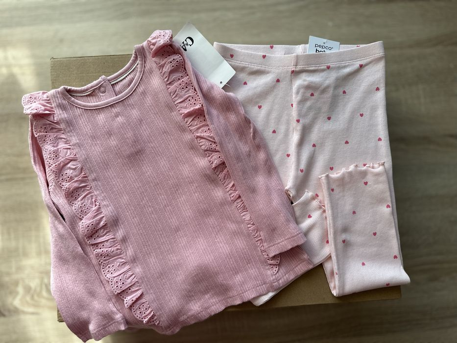 Кофта і лосіни на дівчинку