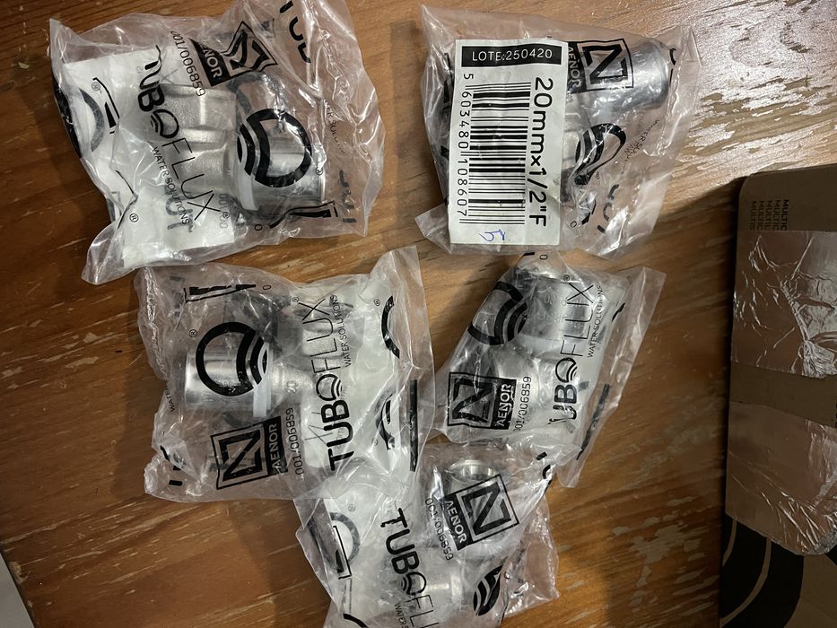 Joelho fêmea 20mmx1/2 —união 20mmx1/2 macho