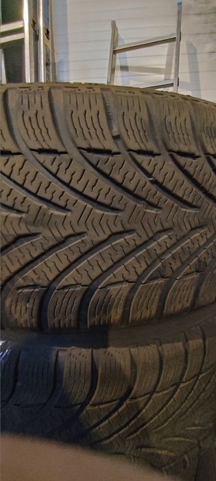 4 opony zimowe Goodrich 225/40/18