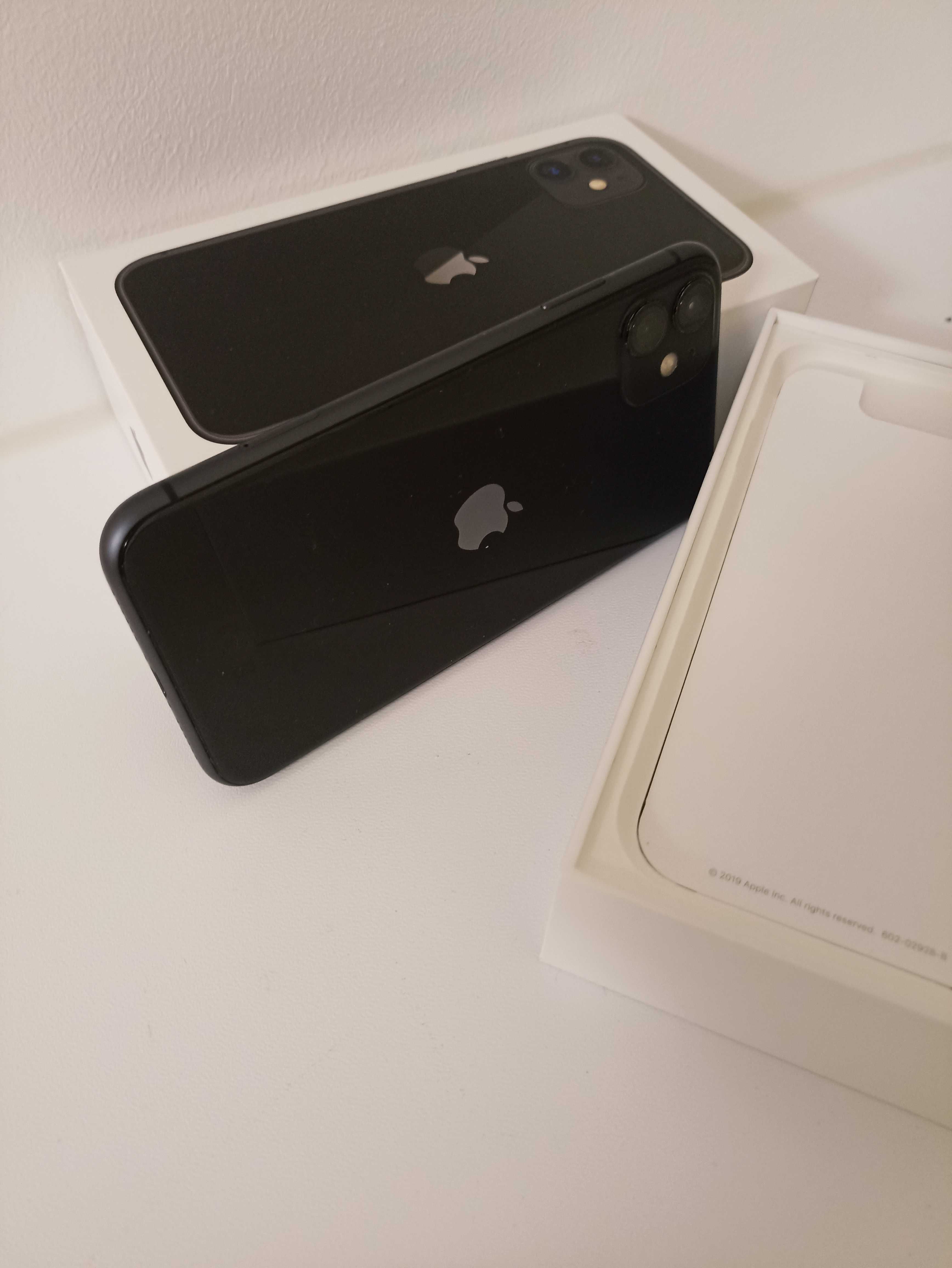 iPhone 11 (чорний б/у) 64GB