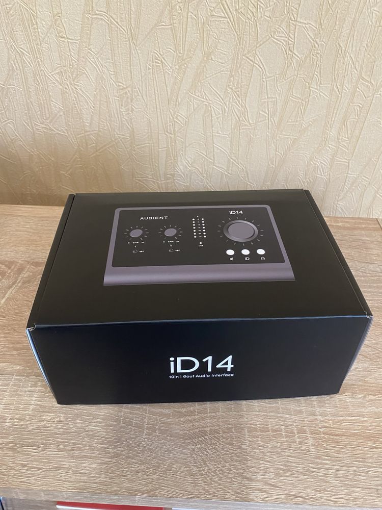 Звукова карта Audient iD14 MKII