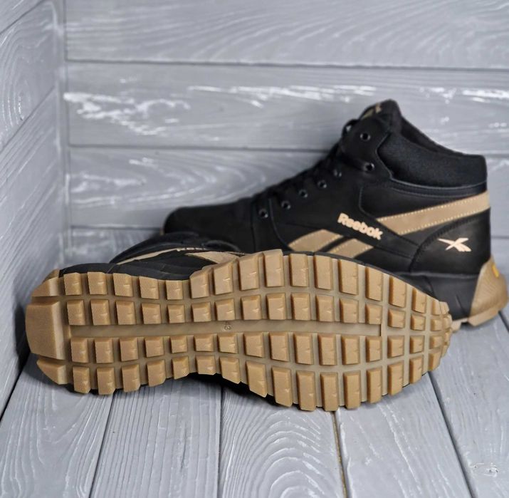 Мужские кожаные зимние черные спортивные ботинки / кроссовки на меху!