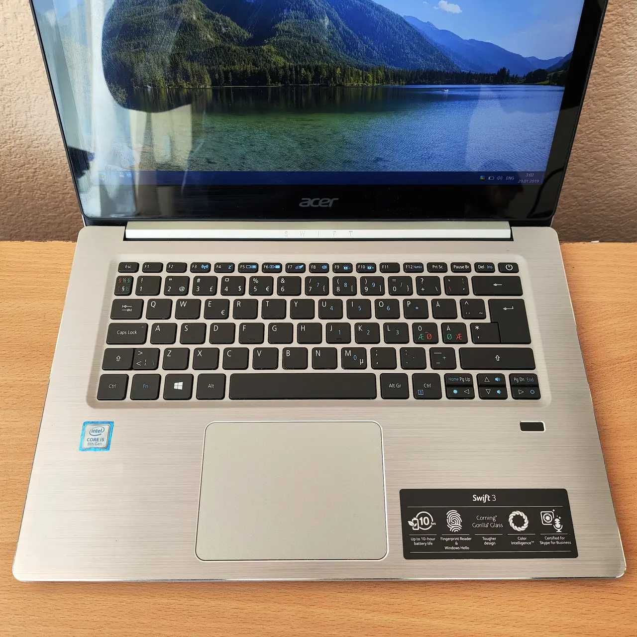 Acer Swift SF314-52 14" FHD/IPS i5-8250u/4Gb DDR4/SSD 256Gb/UHD620