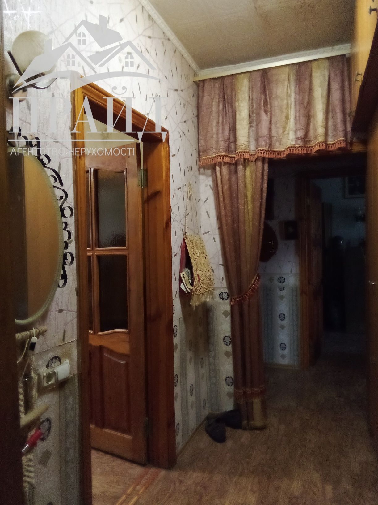 Продам житловий цегляний будинок