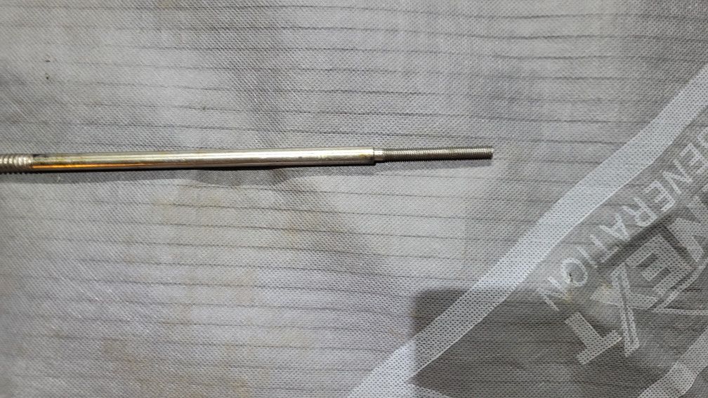 Śruba trapezowa długa 110cm