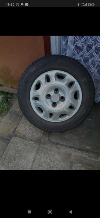 Opony 175/70 R13 + stalowe felgi