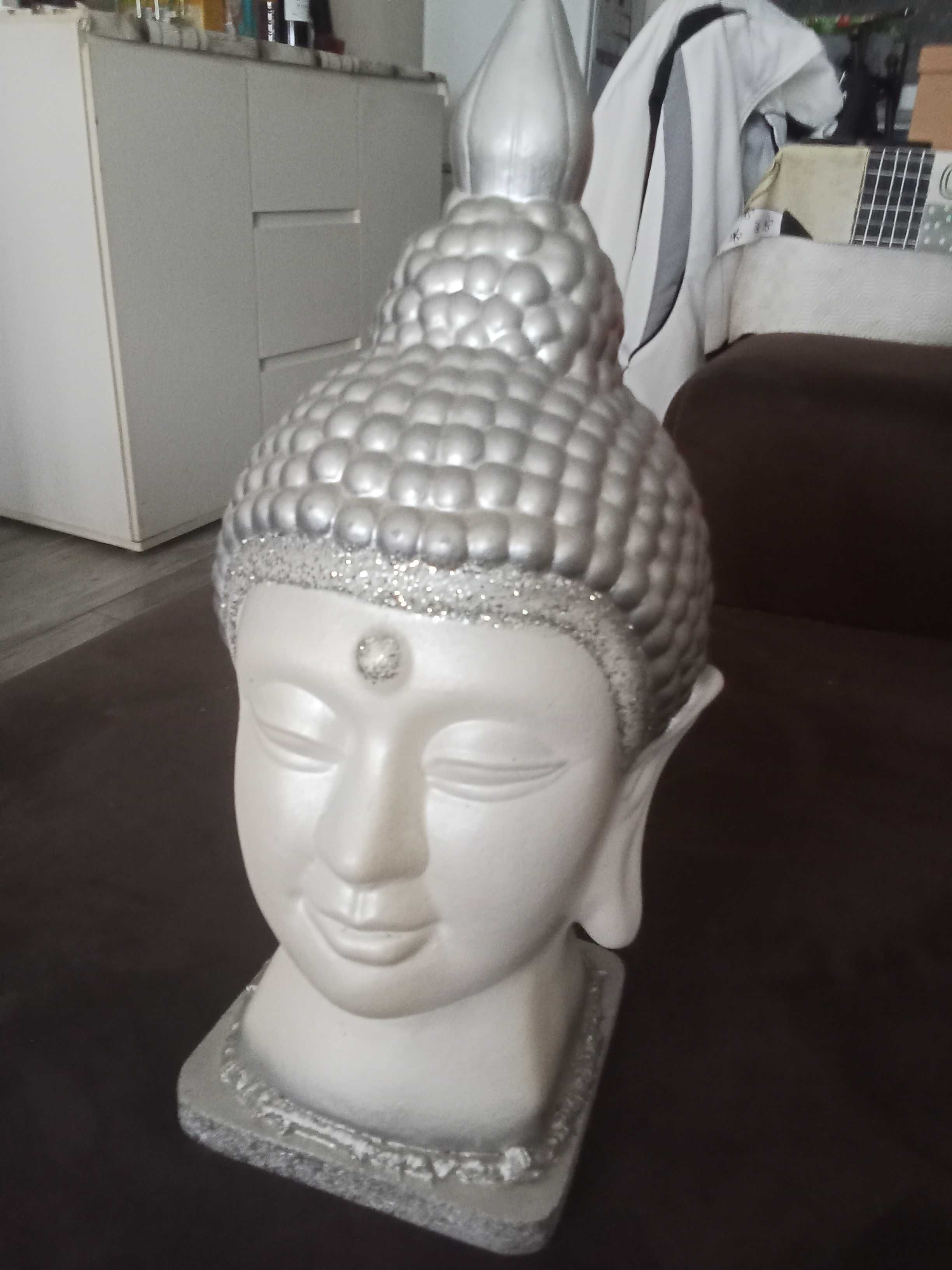 Cabeça de buda como nova